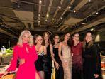 Enzy Storia Tampil Mengagumkan di Catwalk Paris Fashion Week 2023 Bareng Kendal Jenner