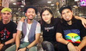 Band Drive (dari kiri ke kanan), yakni Rudy Saputra (drum), Dygo Pratama (bass), Axl Ramanda (vokal) dan Budi Rahardjo (gitar) di kawasan Warung Jati, Kalibata, Jakarta Selatan, Rabu (1/11/2023).